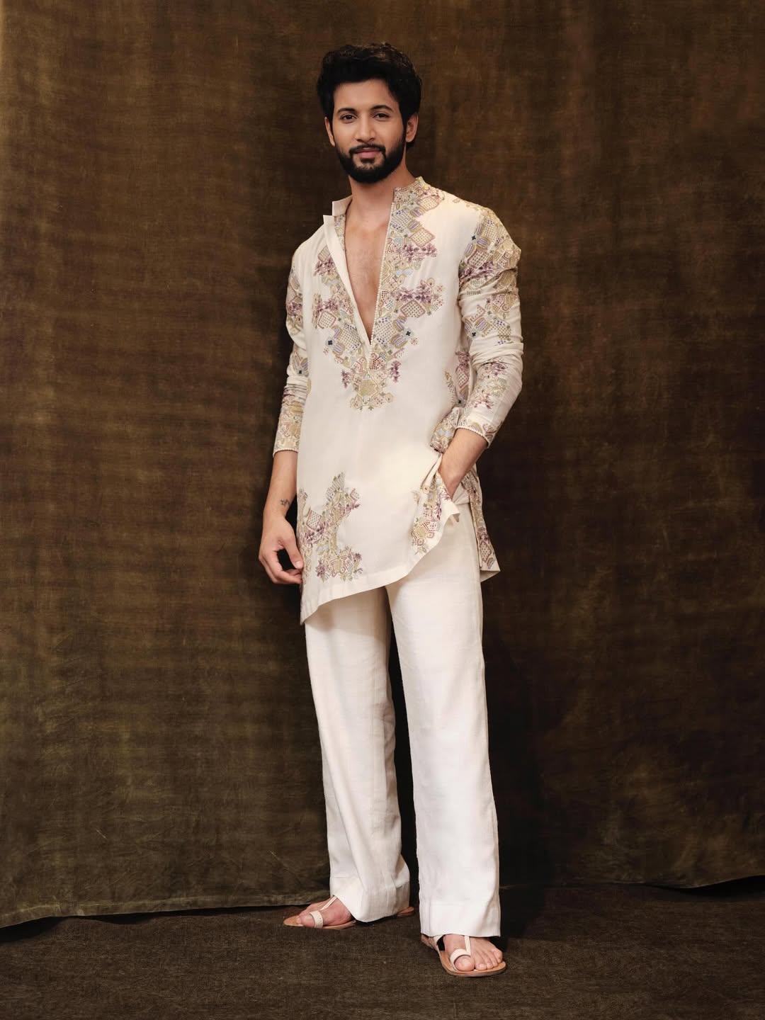 ROHIT SARAF IVORY EMBROIDERY KURTA PAJAMA SET