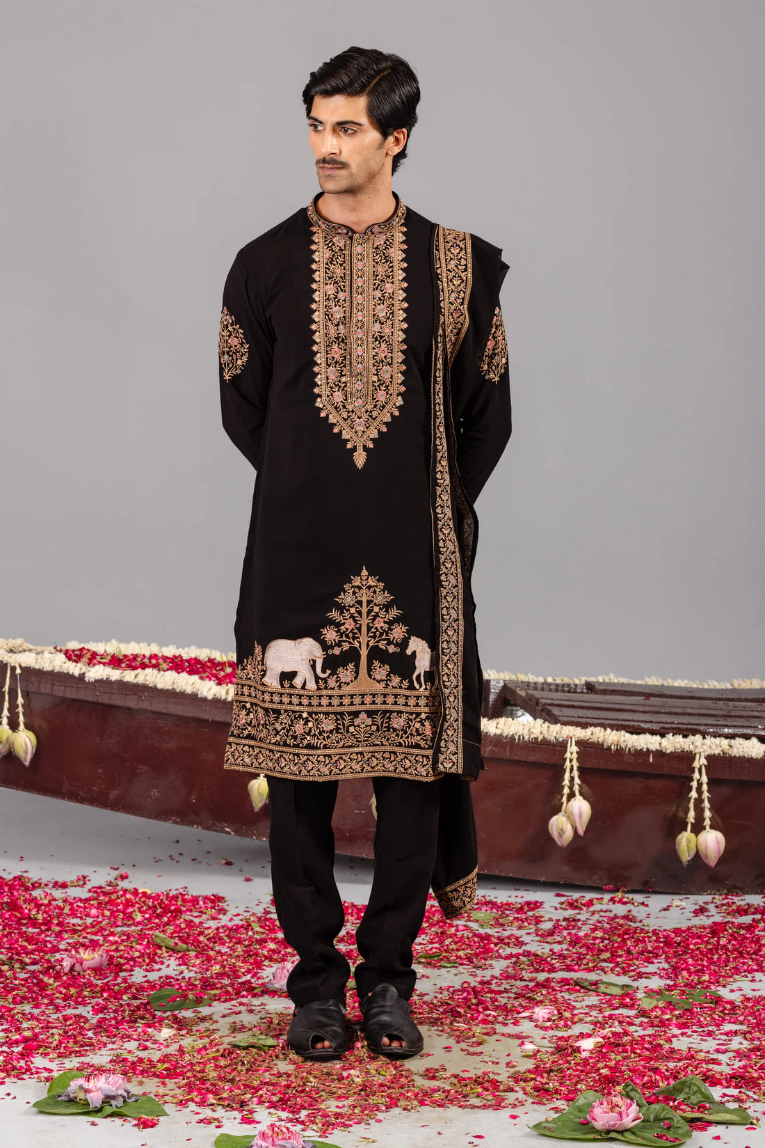 German Thread Adition Kurta pyjama With Dupatta