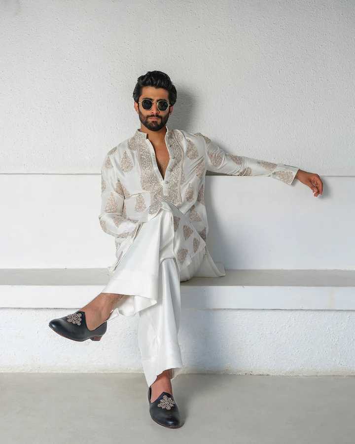 White Silk Blend Kurta Pajama set With Embroidery work