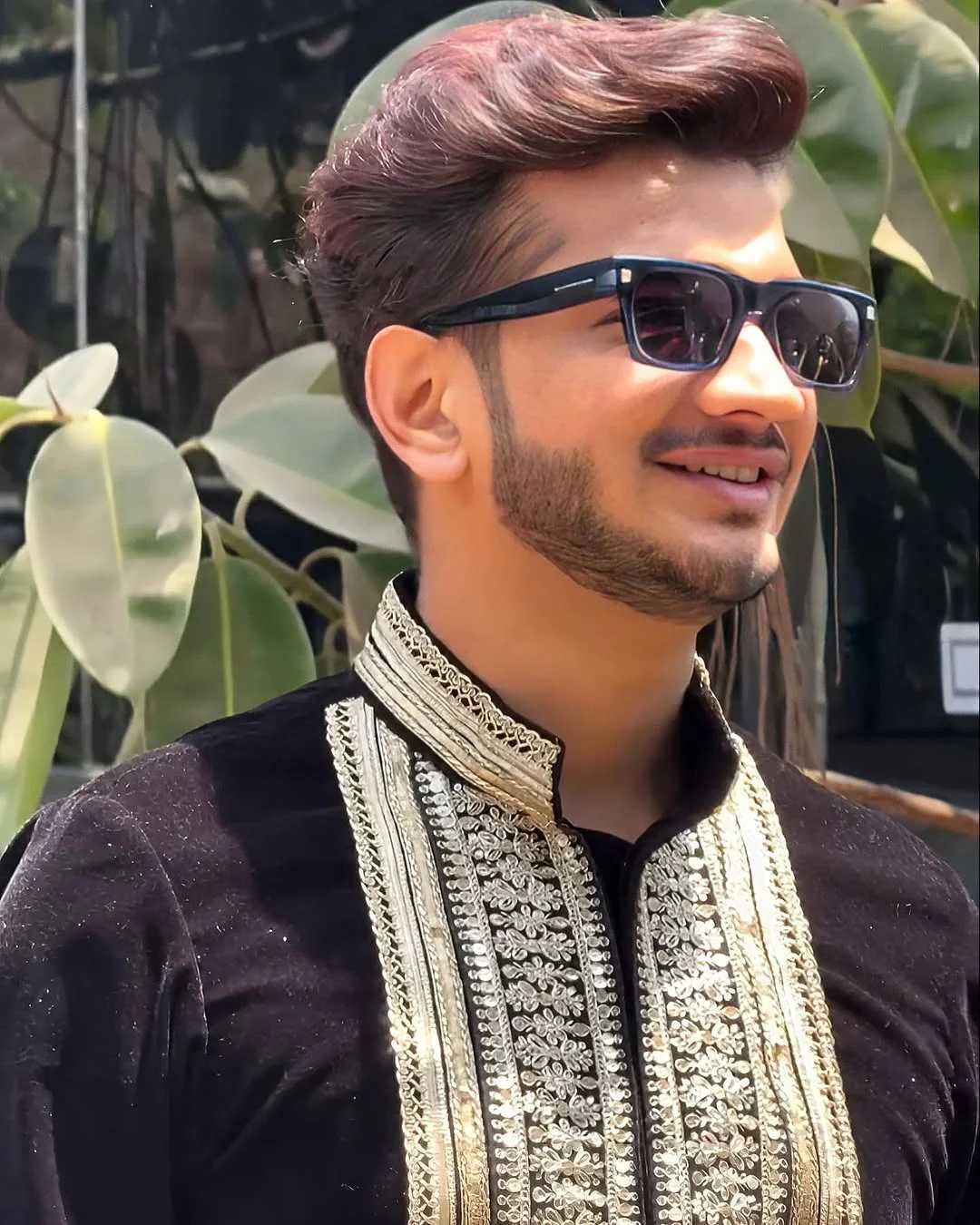 Munawar Faruqui Black Embroidered Kurta Set Eid Special Luxury