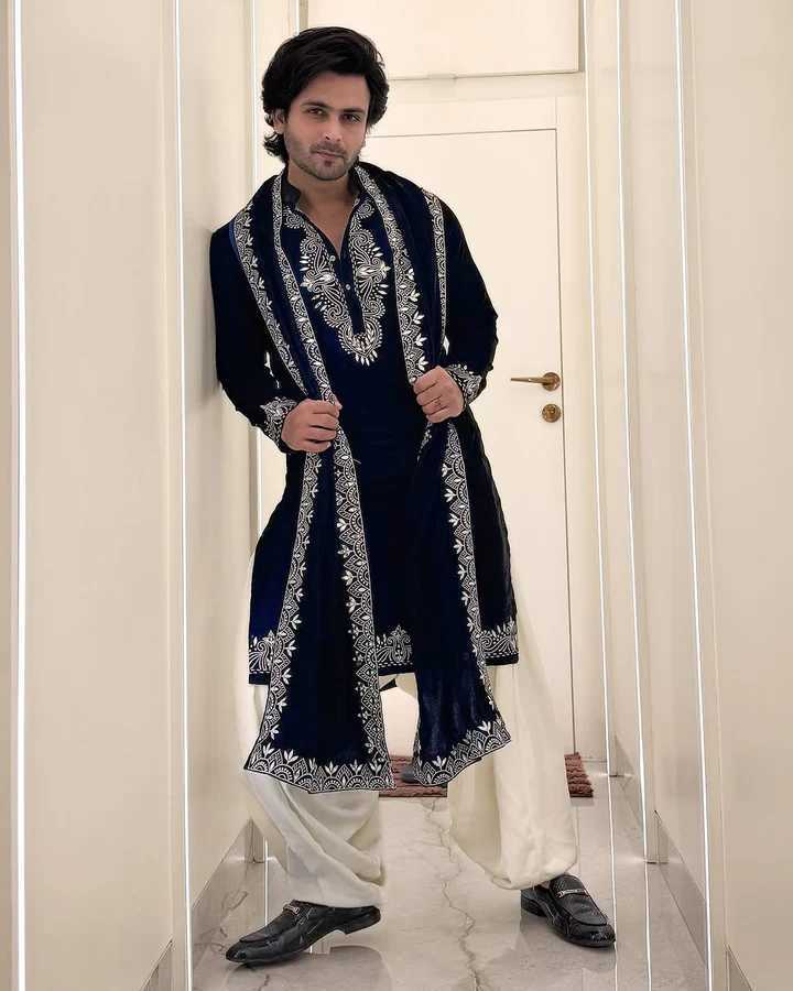 Black Regal Silk Embroidery Kurta Pajama With Dupatta Set