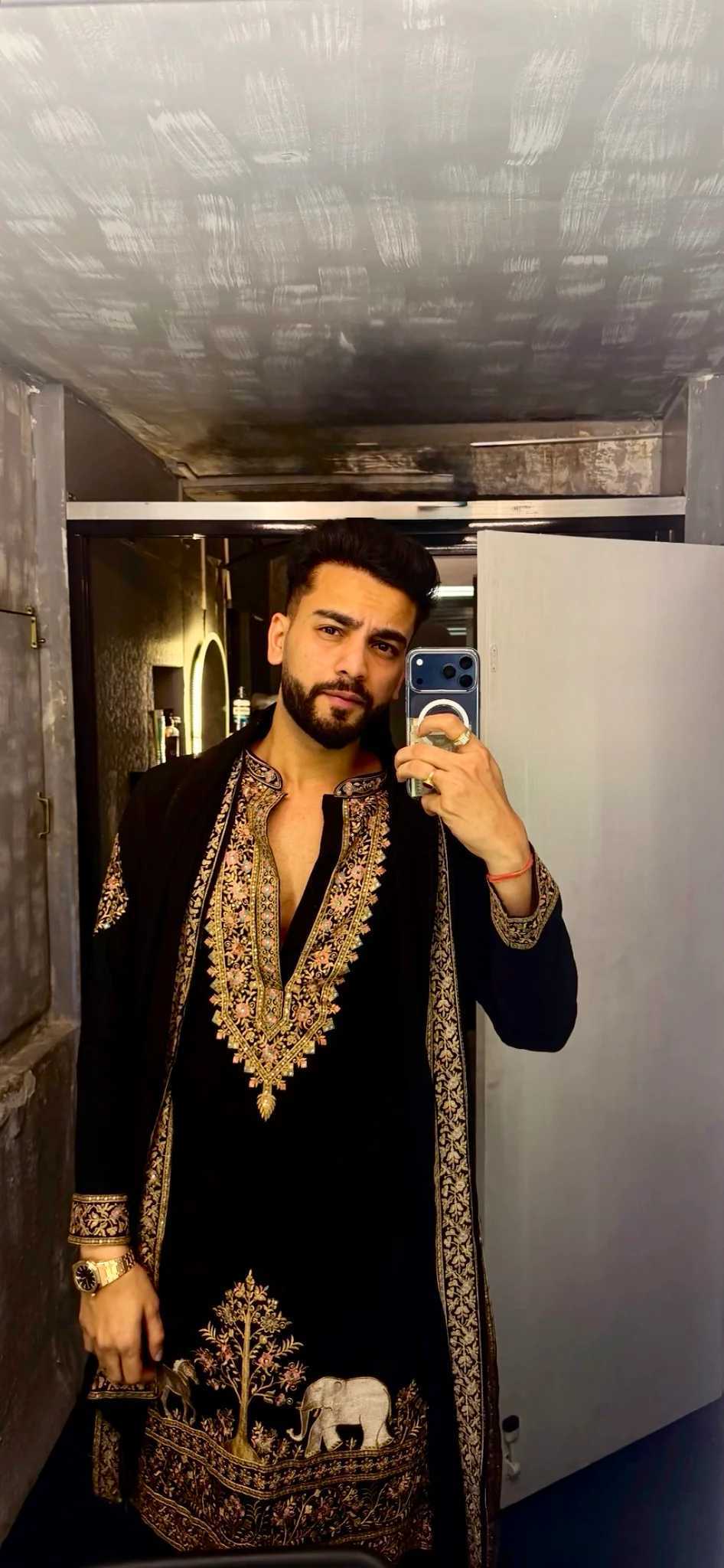 Elvish Yadav Crafted Georgette Black kurta pajama with dupatta